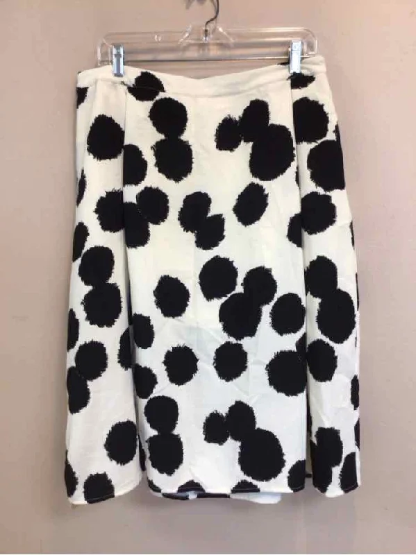 WHO WHAT WEAR SIZE 14 Ladies SKIRT